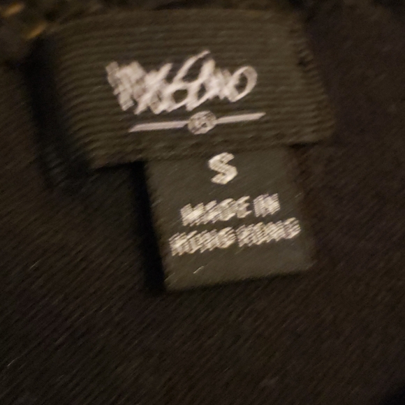 TOP Size Small - Picture 14 of 16